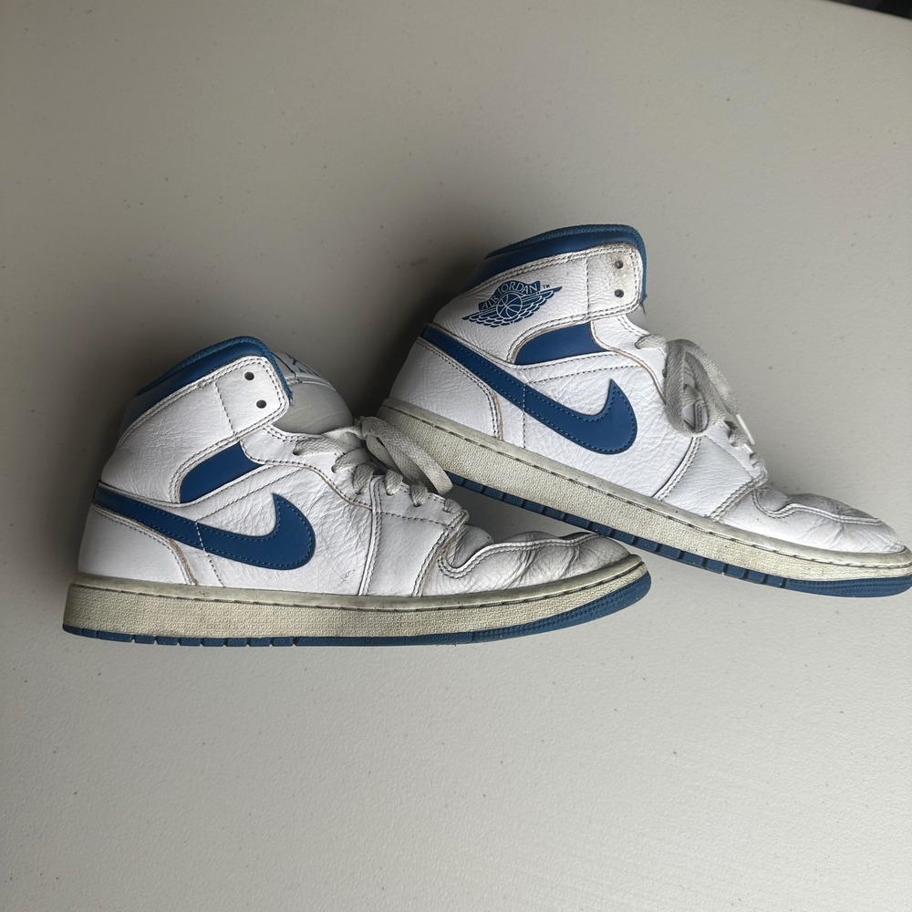 Nike Jordan 1 Mid Mens 9.5 White Industrial Blue Basketball Sneakers FN5215-141